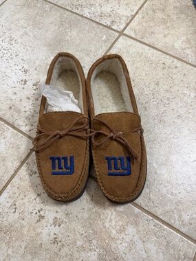 FOCO New York Giants Men’s Slippers Size Small